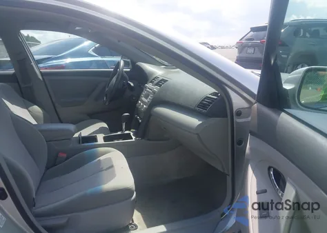 2010 Toyota Camry из США, поврежденный, VIN 4T1BF3EK0AU016952